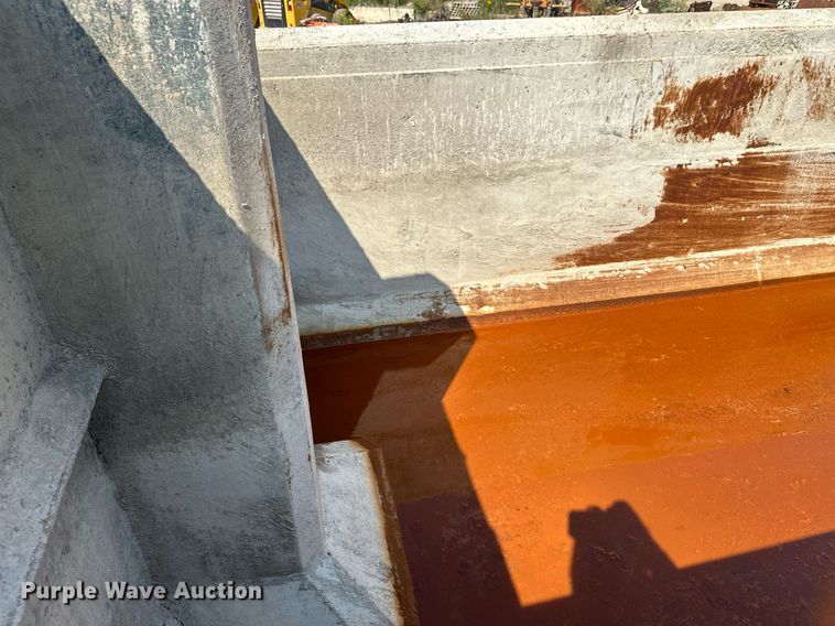 image for item DT6362 2013 Freightliner Business Class M2 dump truck