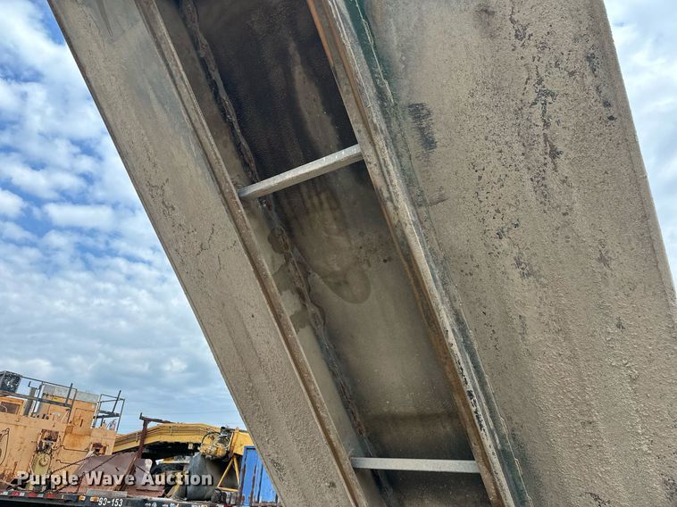 image for item DT6362 2013 Freightliner Business Class M2 dump truck