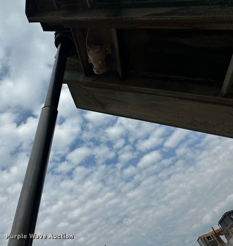 image for item DT6362 2013 Freightliner Business Class M2 dump truck