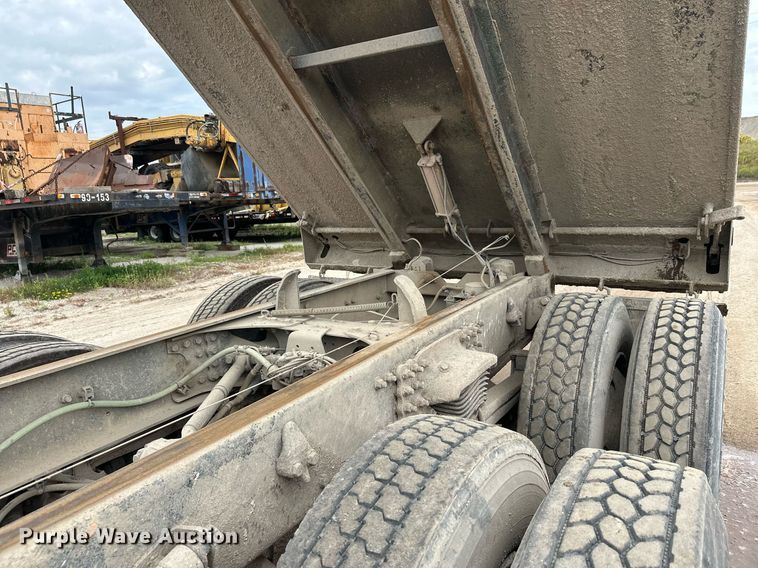 image for item DT6362 2013 Freightliner Business Class M2 dump truck