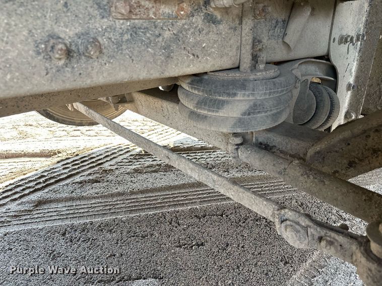 image for item DT6362 2013 Freightliner Business Class M2 dump truck