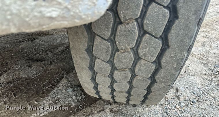 image for item DT6362 2013 Freightliner Business Class M2 dump truck