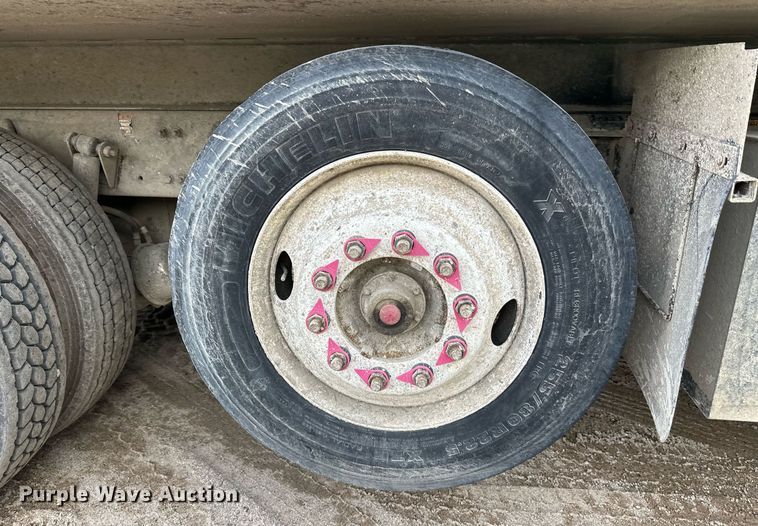 image for item DT6362 2013 Freightliner Business Class M2 dump truck