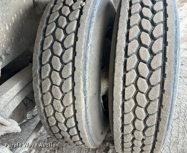 image for item DT6362 2013 Freightliner Business Class M2 dump truck