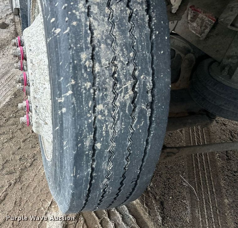 image for item DT6362 2013 Freightliner Business Class M2 dump truck