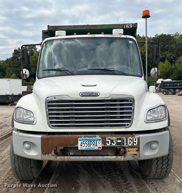 image for item DT6363 2003 Freightliner Business Class M2 dump truck