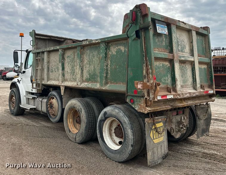 image for item DT6363 2003 Freightliner Business Class M2 dump truck