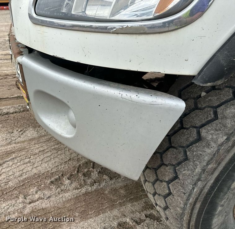 image for item DT6363 2003 Freightliner Business Class M2 dump truck