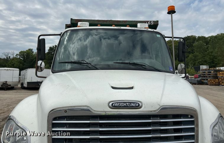 image for item DT6363 2003 Freightliner Business Class M2 dump truck