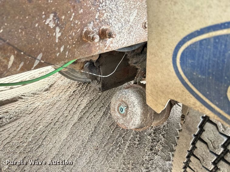 image for item DT6363 2003 Freightliner Business Class M2 dump truck