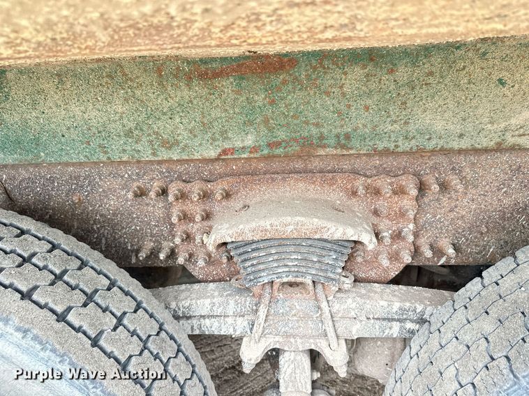 image for item DT6363 2003 Freightliner Business Class M2 dump truck