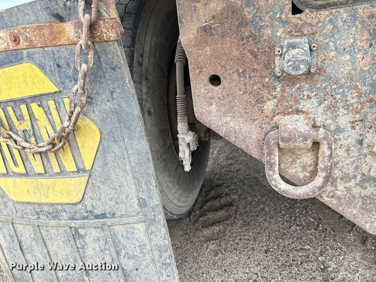 image for item DT6363 2003 Freightliner Business Class M2 dump truck