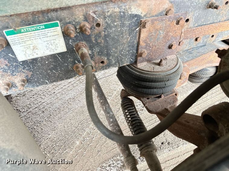 image for item DT6363 2003 Freightliner Business Class M2 dump truck