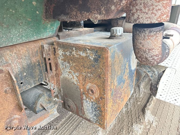 image for item DT6363 2003 Freightliner Business Class M2 dump truck