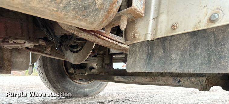 image for item DT6363 2003 Freightliner Business Class M2 dump truck