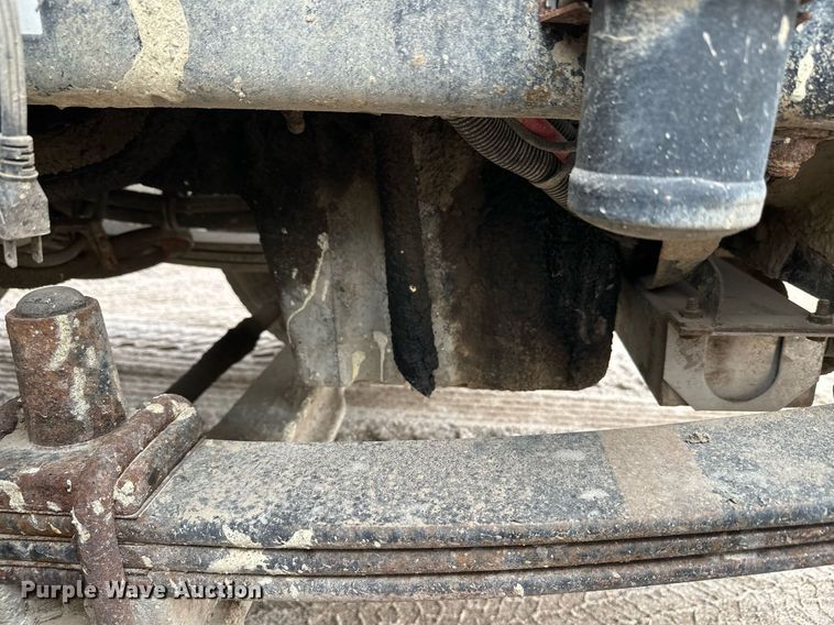 image for item DT6363 2003 Freightliner Business Class M2 dump truck