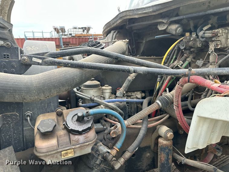 image for item DT6363 2003 Freightliner Business Class M2 dump truck