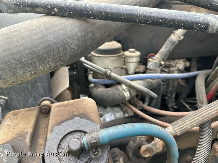 image for item DT6363 2003 Freightliner Business Class M2 dump truck