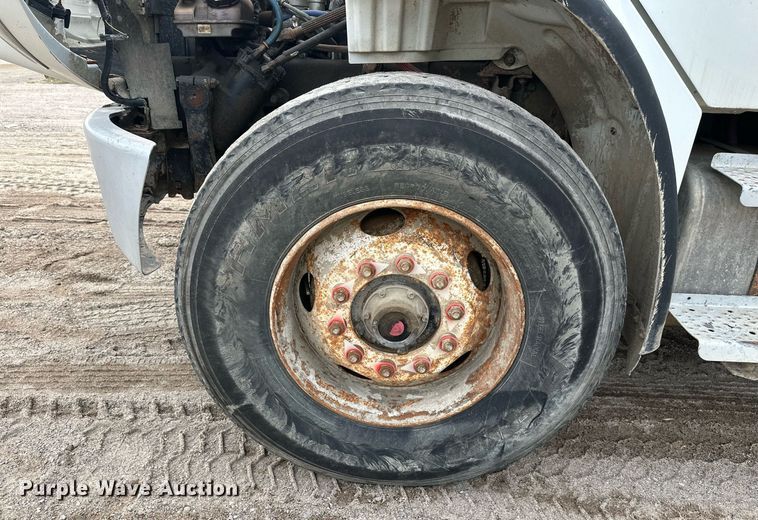 image for item DT6363 2003 Freightliner Business Class M2 dump truck