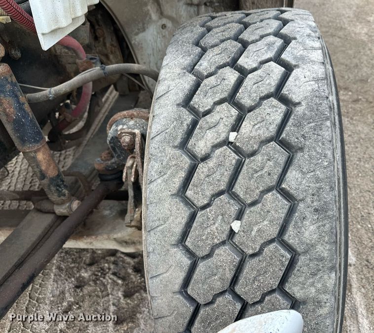 image for item DT6363 2003 Freightliner Business Class M2 dump truck