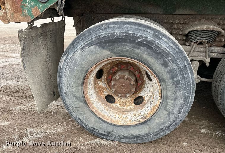 image for item DT6363 2003 Freightliner Business Class M2 dump truck