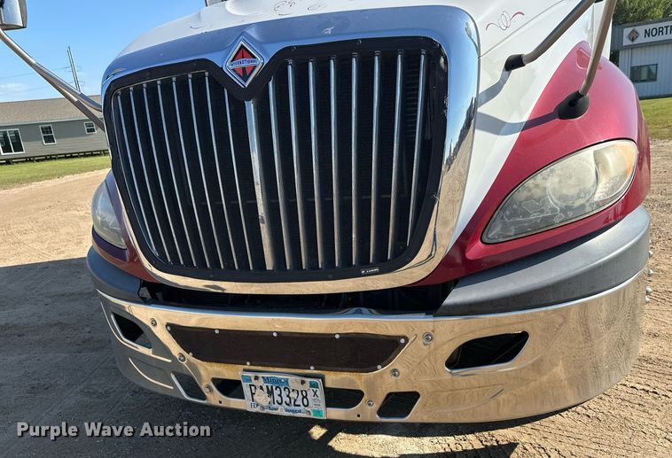image for item DT6368 2014 International Prostar+ 122 semi truck