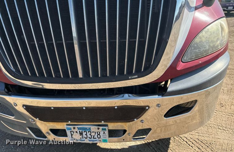 image for item DT6368 2014 International Prostar+ 122 semi truck