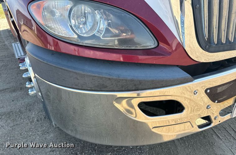 image for item DT6368 2014 International Prostar+ 122 semi truck