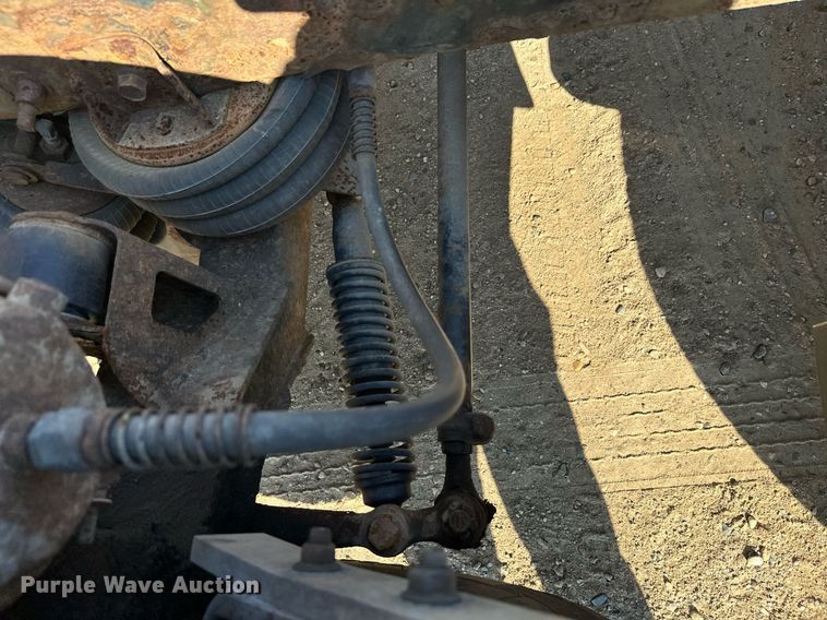 image for item DT6368 2014 International Prostar+ 122 semi truck