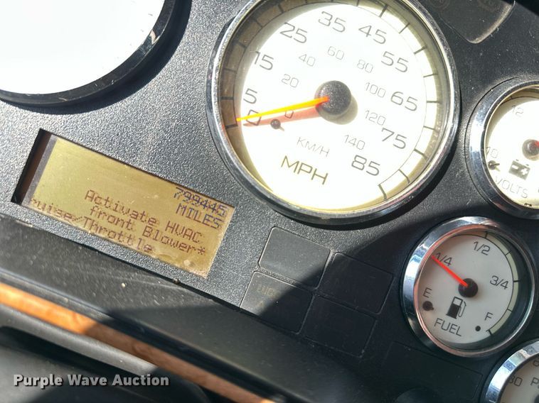 image for item DT6368 2014 International Prostar+ 122 semi truck