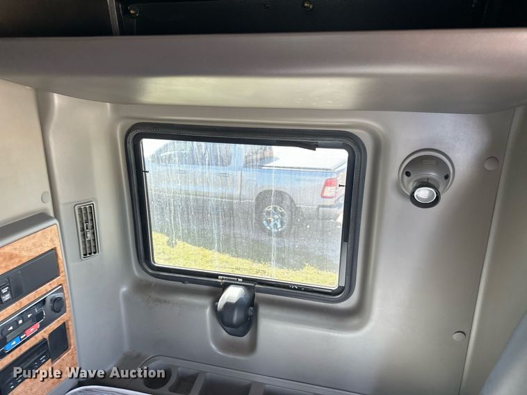 image for item DT6368 2014 International Prostar+ 122 semi truck