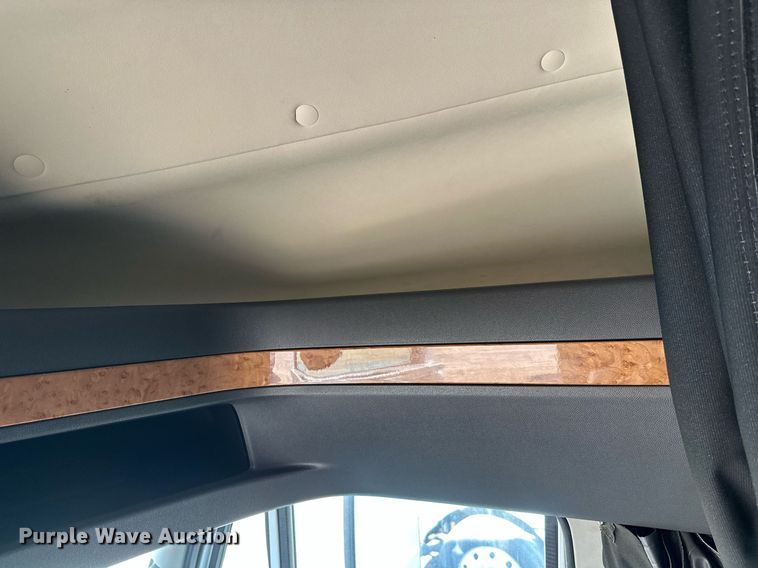 image for item DT6368 2014 International Prostar+ 122 semi truck