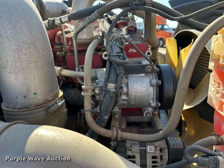 image for item DT6368 2014 International Prostar+ 122 semi truck