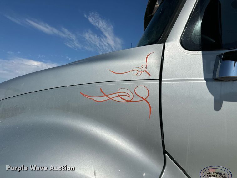 image for item DT6369 2015 International Prostar+ 122 semi truck