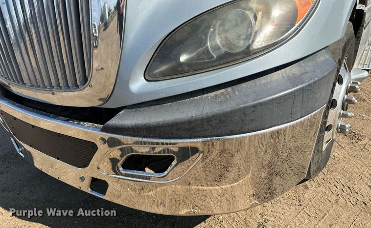 image for item DT6369 2015 International Prostar+ 122 semi truck