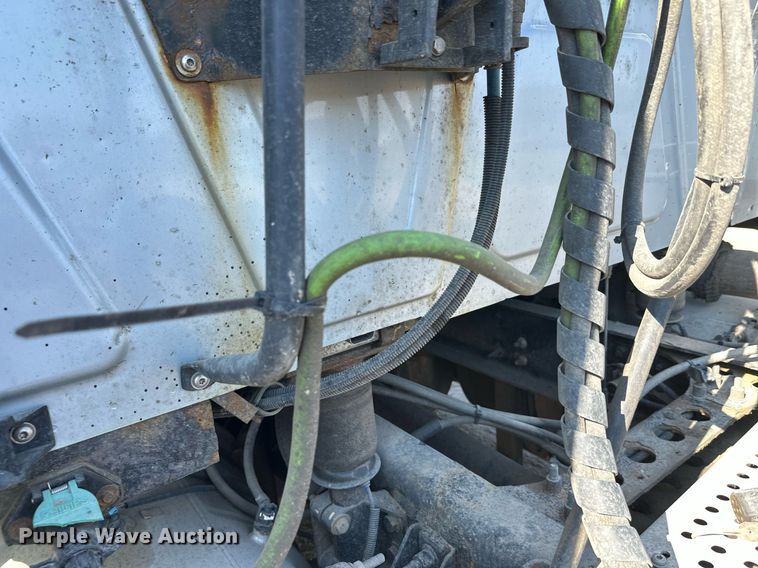 image for item DT6369 2015 International Prostar+ 122 semi truck