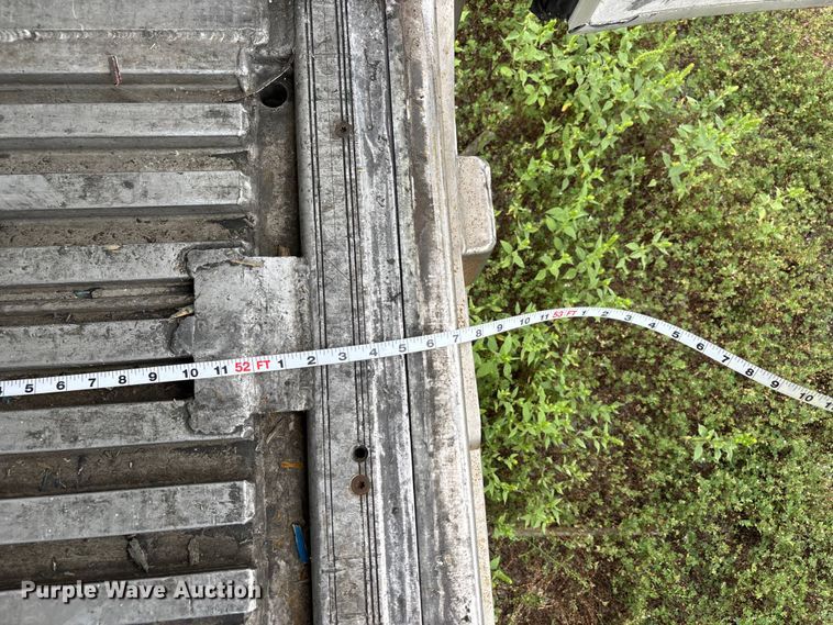 image for item DU1279 2012 Wabash refrigerated van trailer