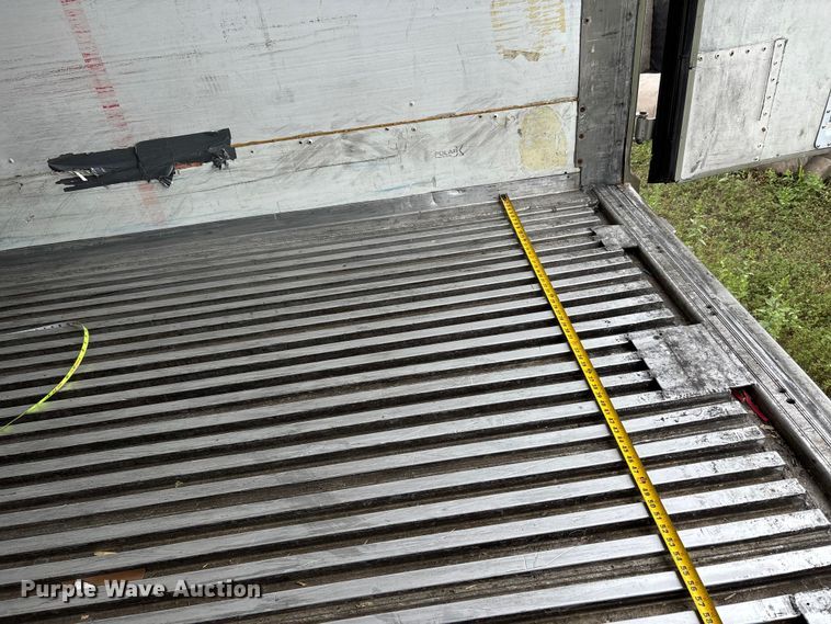 image for item DU1279 2012 Wabash refrigerated van trailer