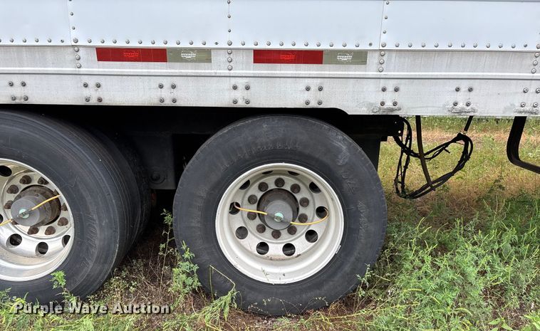 image for item DU1279 2012 Wabash refrigerated van trailer