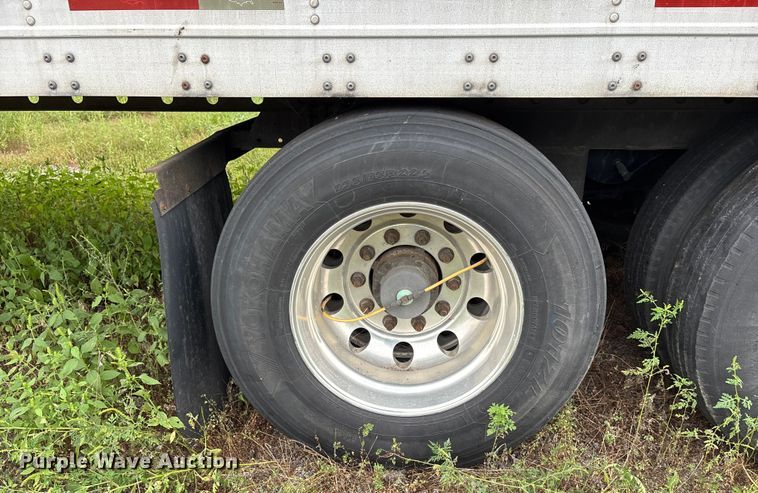 image for item DU1279 2012 Wabash refrigerated van trailer