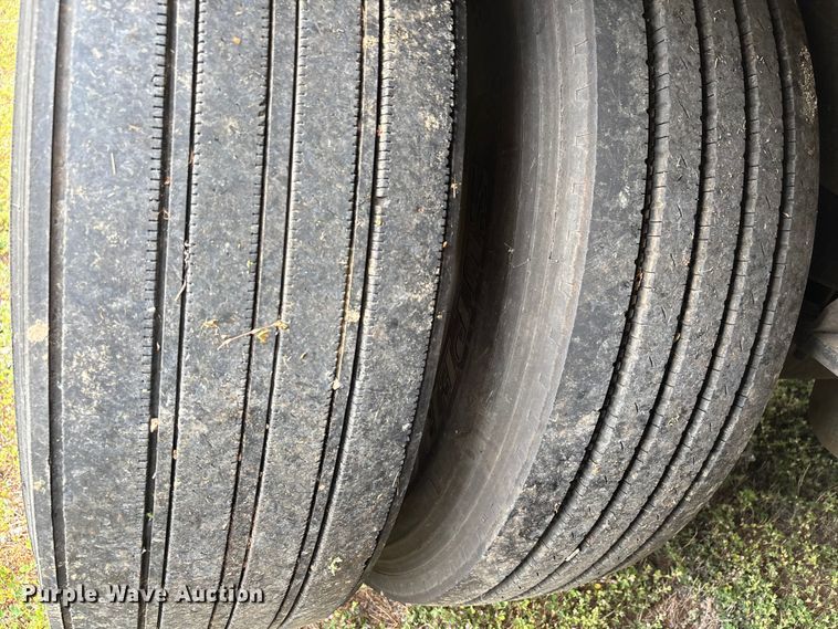 image for item DU1280 2014 Wabash refrigerated van trailer