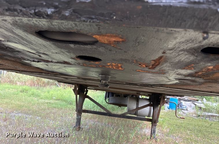 image for item DU1281 2013 Wabash refrigerated van trailer