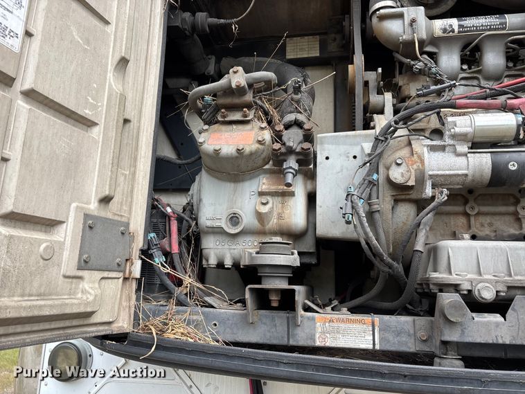 image for item DU1281 2013 Wabash refrigerated van trailer