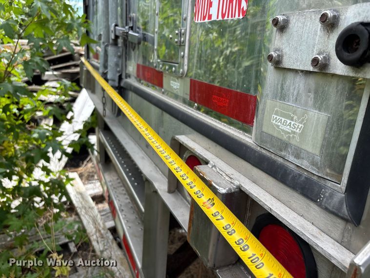 image for item DU1281 2013 Wabash refrigerated van trailer