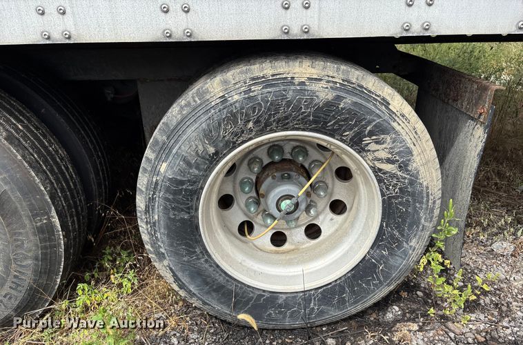 image for item DU1281 2013 Wabash refrigerated van trailer