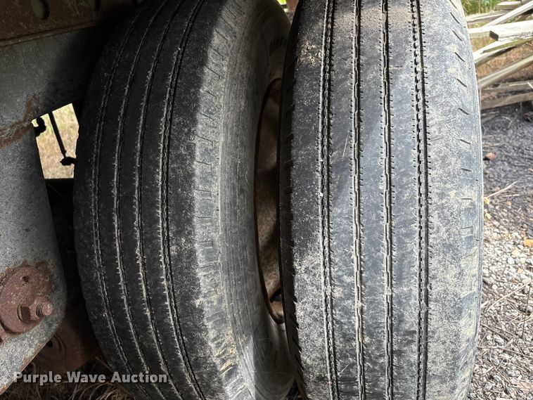 image for item DU1281 2013 Wabash refrigerated van trailer