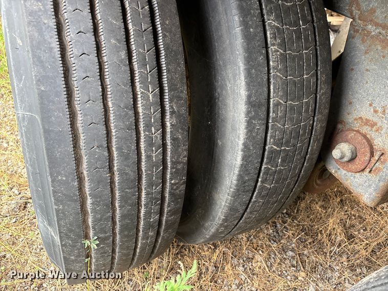 image for item DU1281 2013 Wabash refrigerated van trailer