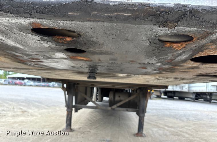 image for item DU1282 2013 Wabash refrigerated van trailer