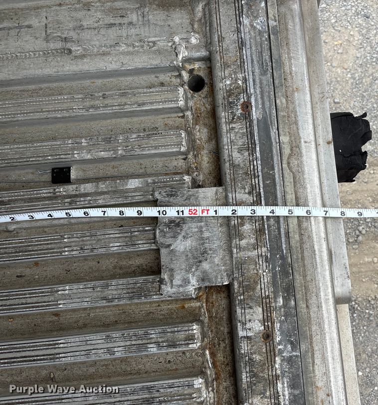 image for item DU1282 2013 Wabash refrigerated van trailer