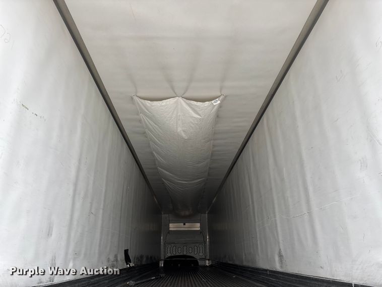 image for item DU1283 2015 Utility 3000R refrigerated van trailer